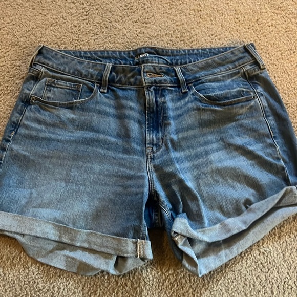 Old Navy Jean Shorts - Picture 1 of 4